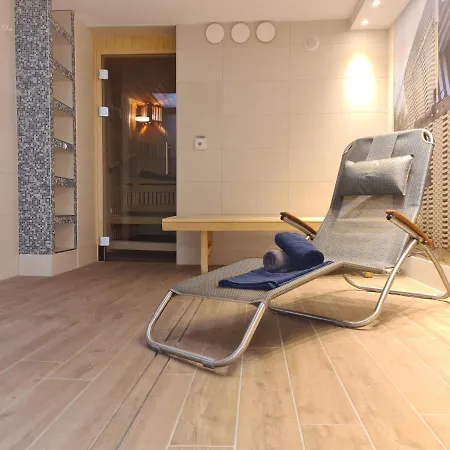 Terrassenhaus, 88 Apartment