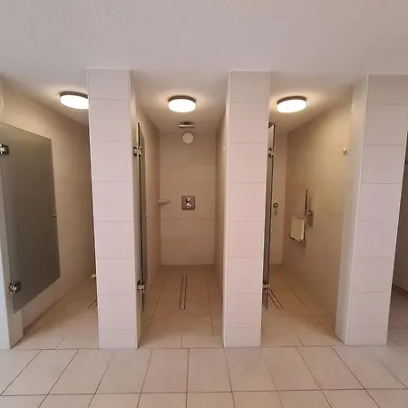Terrassenhaus, 88 Appartement *